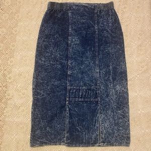 Vintage High Waisted Stonewashed Midi Denim Skirt